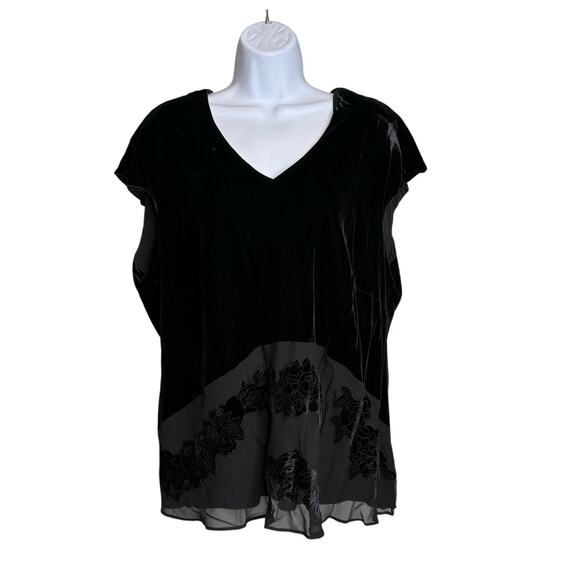 Jones New York‎ Women's Black Velvet Short Sleeve Top Size 20W Festive Luxe - Picture 1 of 11